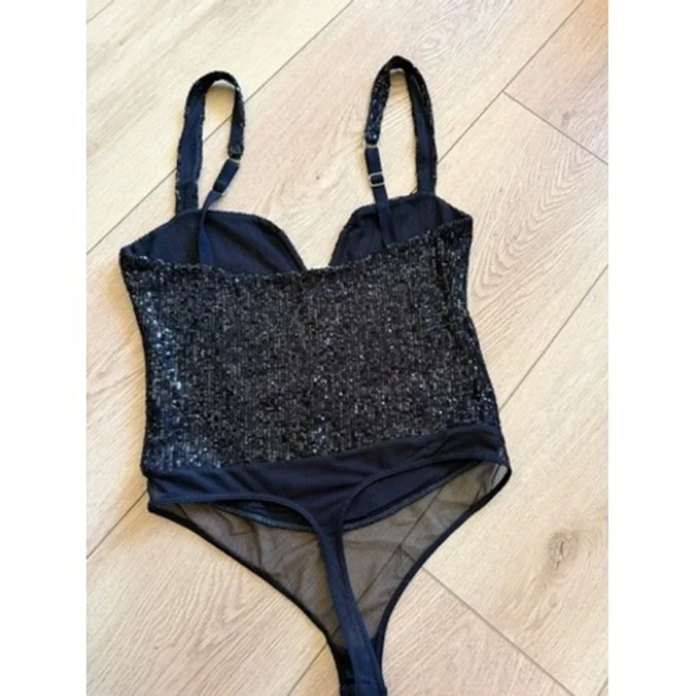 Free People Black Sparks Fly Sequin‎ Bodysuit Sequin V-Neck Thong Sm Straps x123